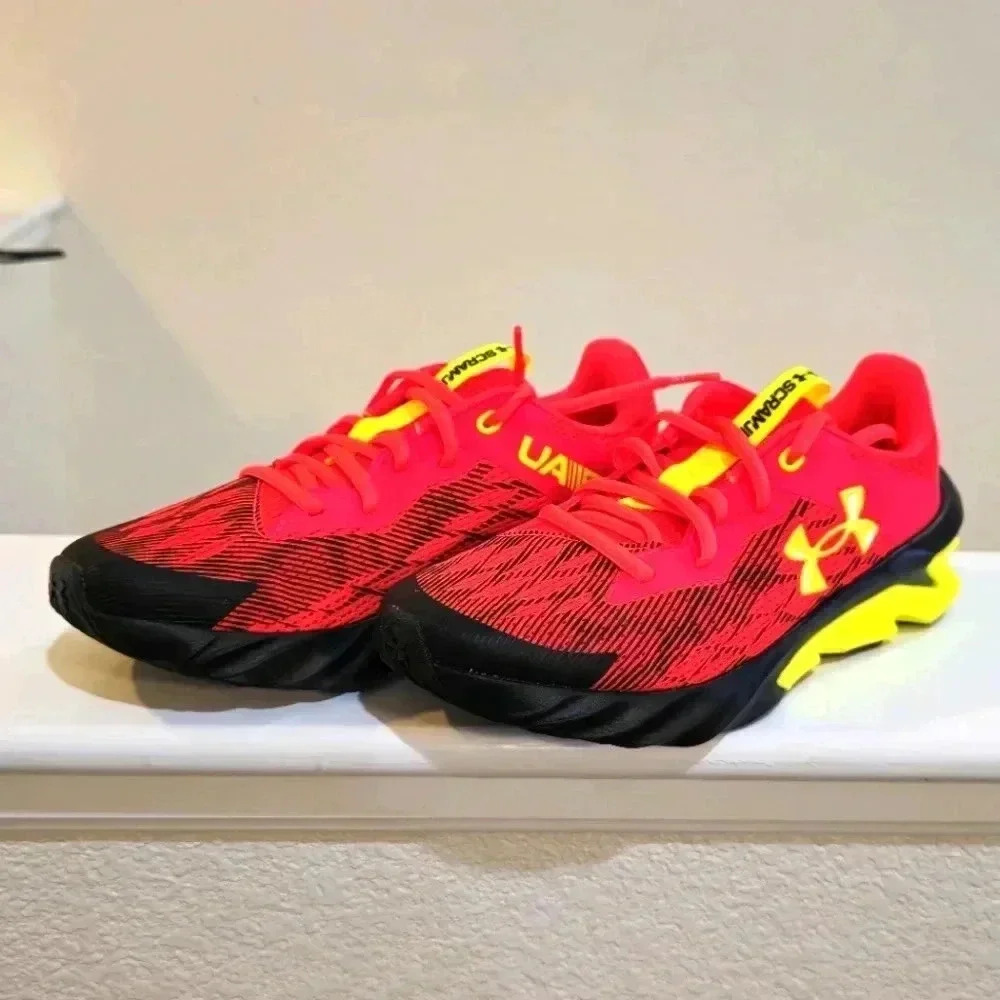 Under Armour Boys Youth 5Y Charged Scramjet 3 Running Shoes NEW